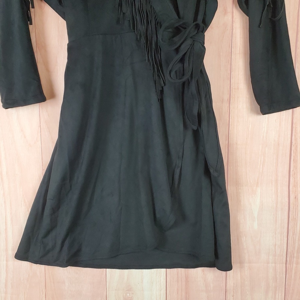 Ariat Hills Wrap Dress Womens 10 Black V Neck Fringe Detail Asymmetrical Hem - Picture 5 of 11